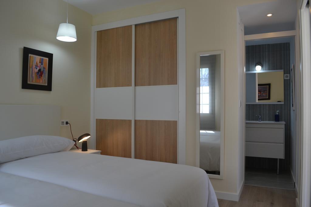 Apartamentos Puerta De Хихон Экстерьер фото